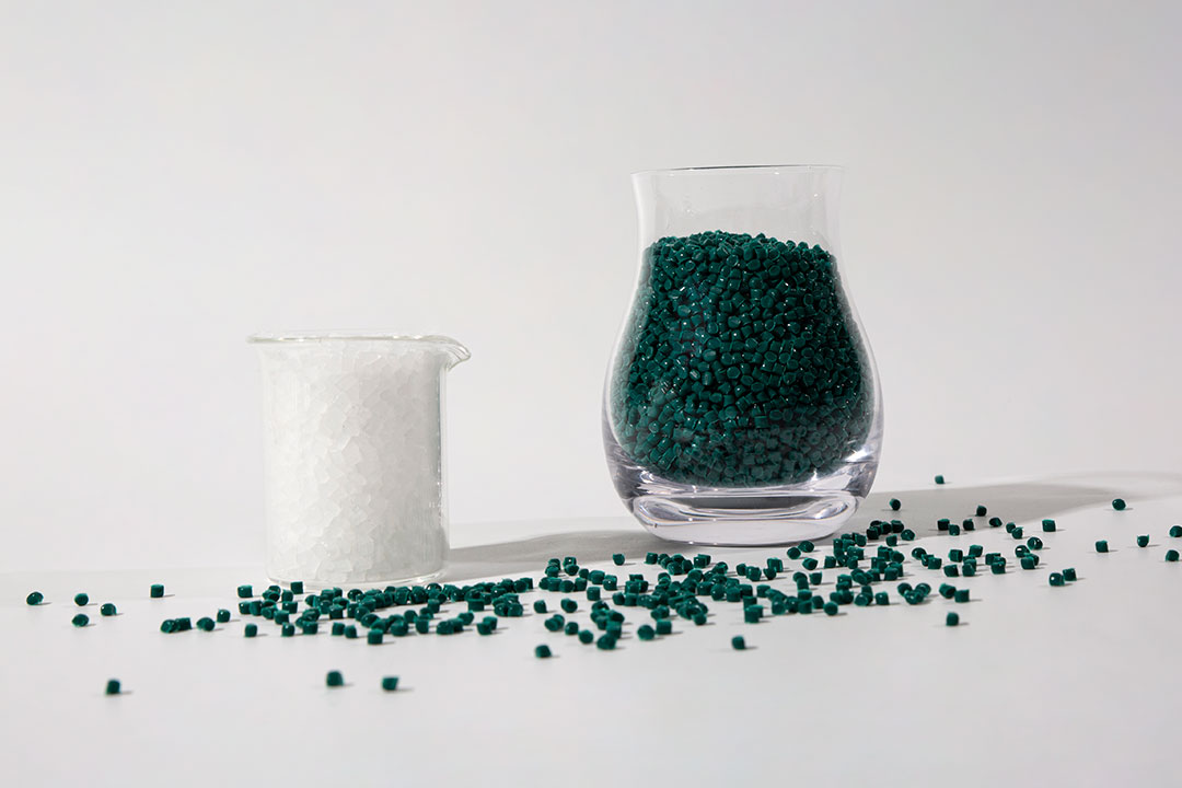 氟塑料制品的優(yōu)勢(shì)和劣勢(shì)分別是啥？